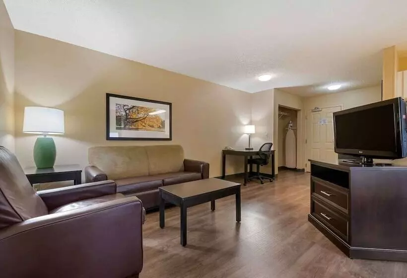 デラックススタジオ, Extended Stay America Suites  Daytona Beach  International Speedway