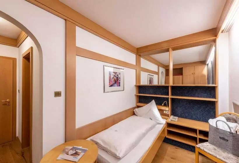 スタンダードシングルルーム, Ferien & Wellnesshotel Windschar