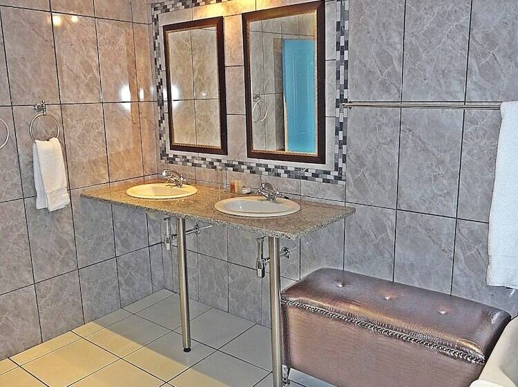 スーペリアールーム, Constantia Manor Guest House