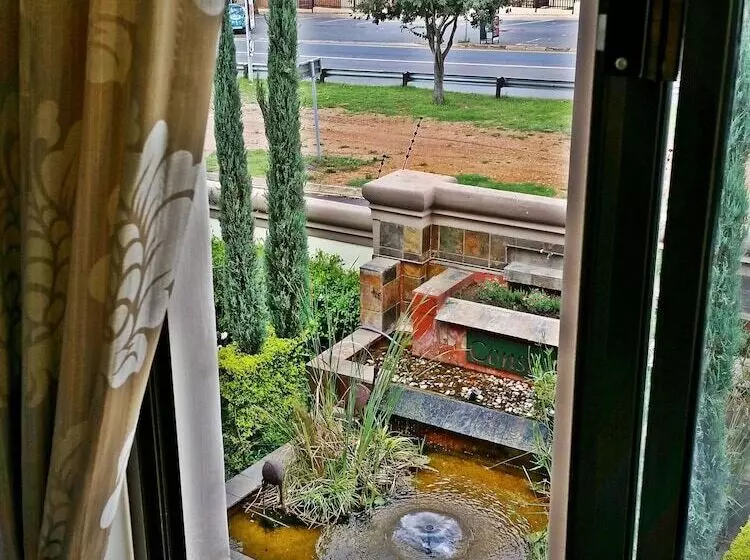 اتاق لوکس, Constantia Manor Guest House