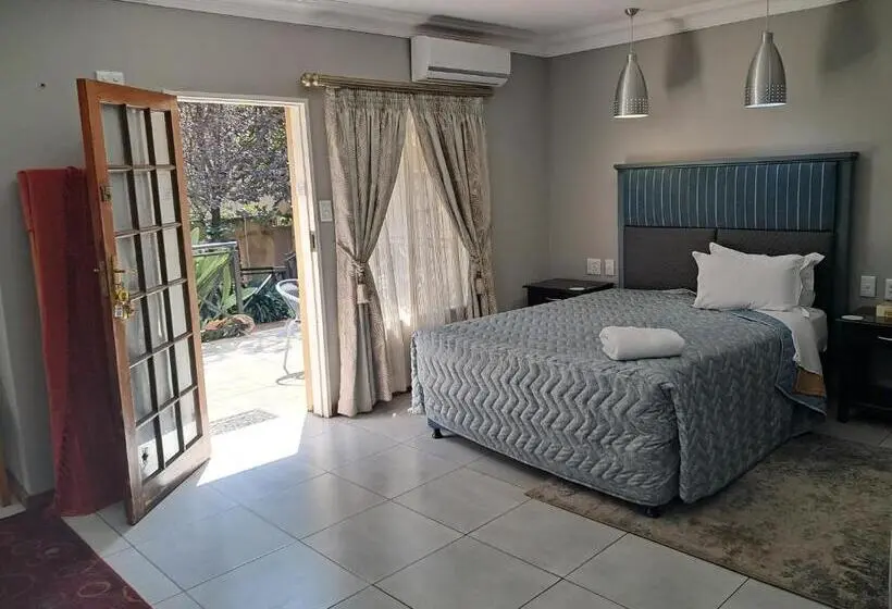 スタンダードルーム, Constantia Manor Guest House