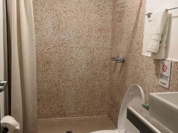 غرفة قياسية ثلاثية, Boutique Valverde Santa Elena