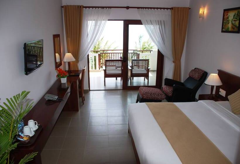 اتاق لوکس با چشمانداز استخر, Canary Beach Resort