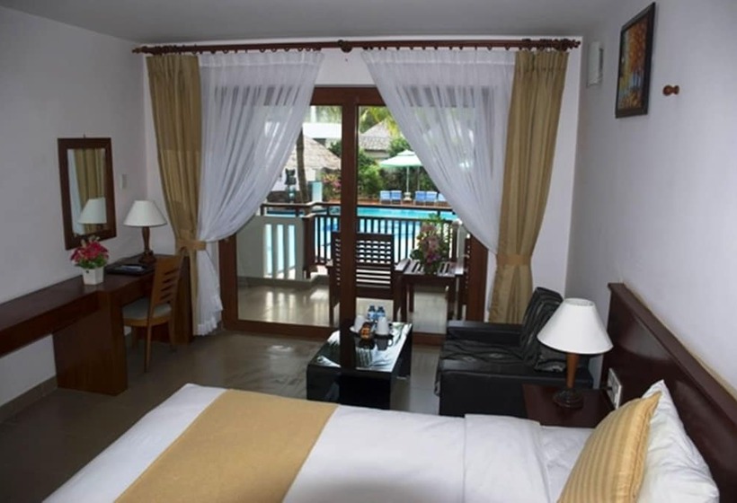 اتاق لوکس با چشمانداز استخر, Canary Beach Resort