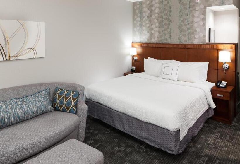 غرفة قياسية سرير كينج, Courtyard By Marriott Miami At Dolphin Mall