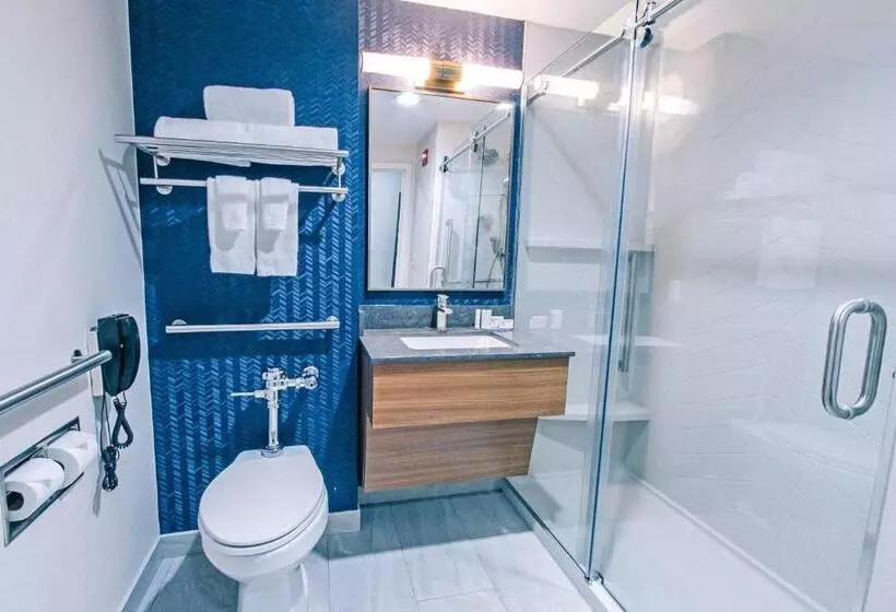 Standard-huone King-vuode, Fairfield Inn By Marriott New York Laguardia Airport/astoria