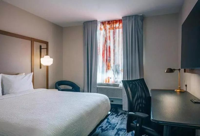 Standard-huone King-vuode, Fairfield Inn By Marriott New York Laguardia Airport/astoria