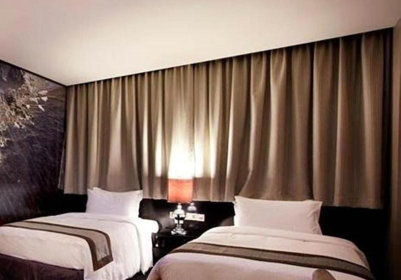 غرفة سوبيريور مطلة على المدينة, Horizon