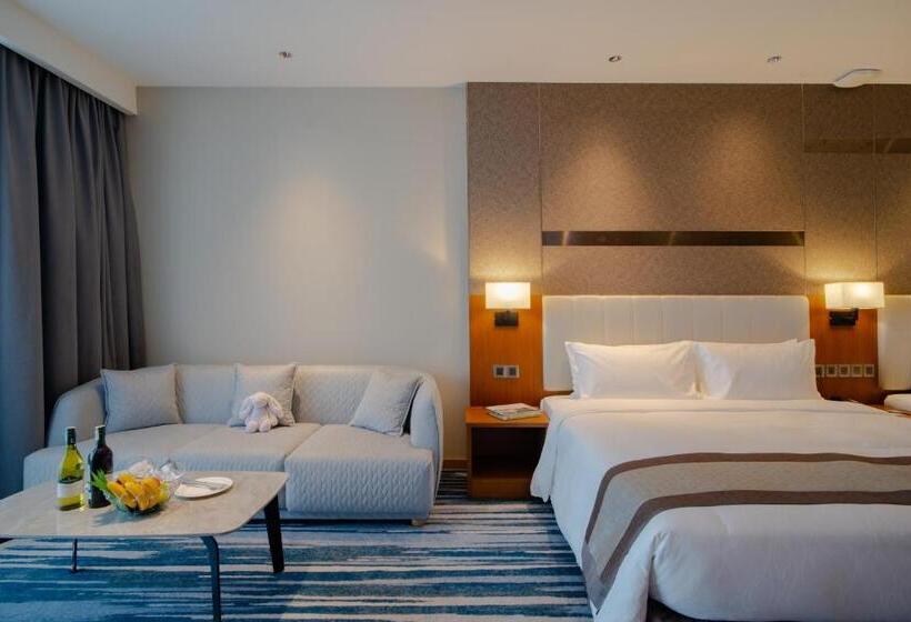 غرفة عائلية, Horizon