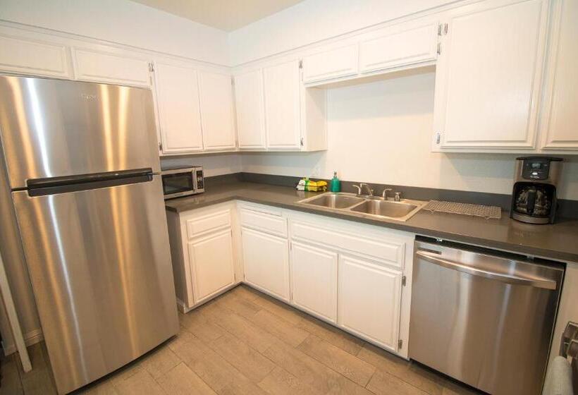 جناح غرفتين نوم, La Serena Inn