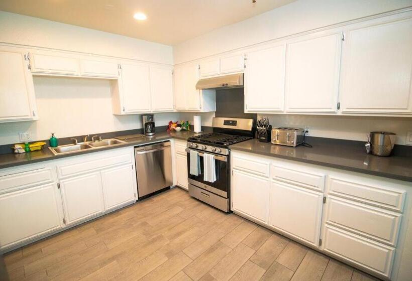 جناح غرفتين نوم, La Serena Inn