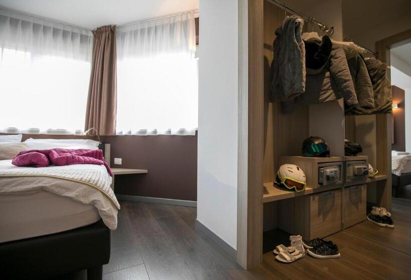 جناح جونيور, Luna Bianca Folgaria