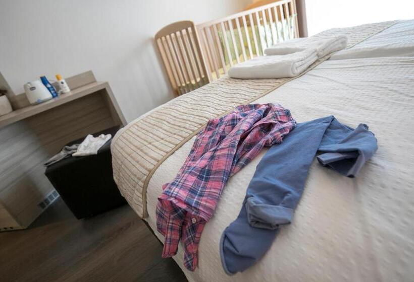 غرفة سوبيريور رباعية, Luna Bianca Folgaria