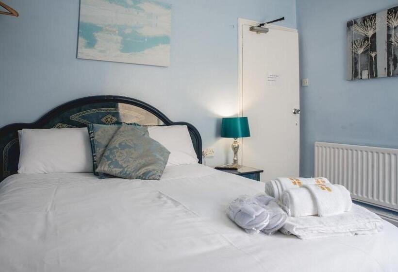 Standardrum Delat Badrum, M And J Guest House