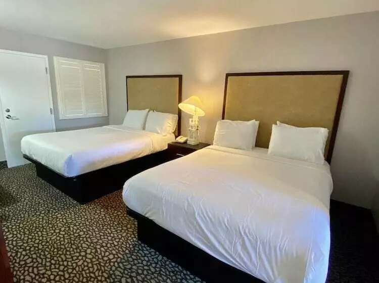Standard-huone 2 Parivuodetta, Morro Shores Inn And Suites