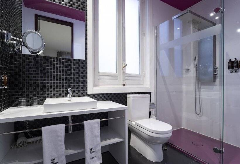 Номер Стандарт, Petit Palace Lealtad Plaza