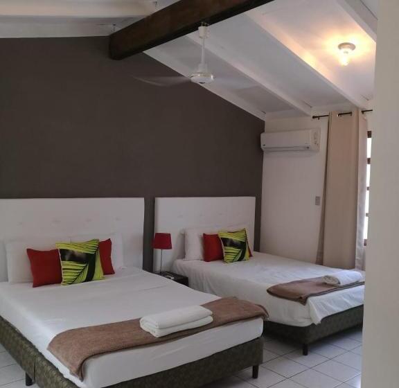 غرفة قياسية ثلاثية, Boutique Valverde Santa Elena