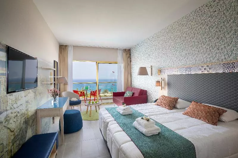 Premium-huone Merinäkymä, Shore