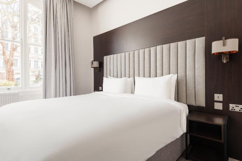 豪华工作室, The Diaghilev Live Art Boutique