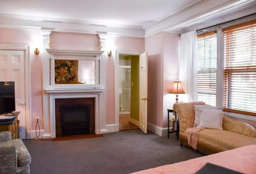 キングサイズベッドのデラックスルーム, The Sayre Mansion