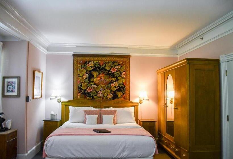 חדר דחוקס עם מיטת קינג, The Sayre Mansion