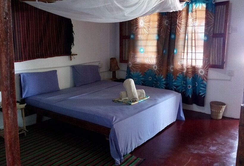 غرفة قياسية مطلّة علي البحر, Twisted Palms Lodge & Restaurant