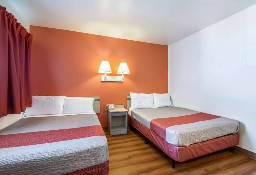 ２ダブルベッドのスタンダードルーム, Motel 6 Wendover