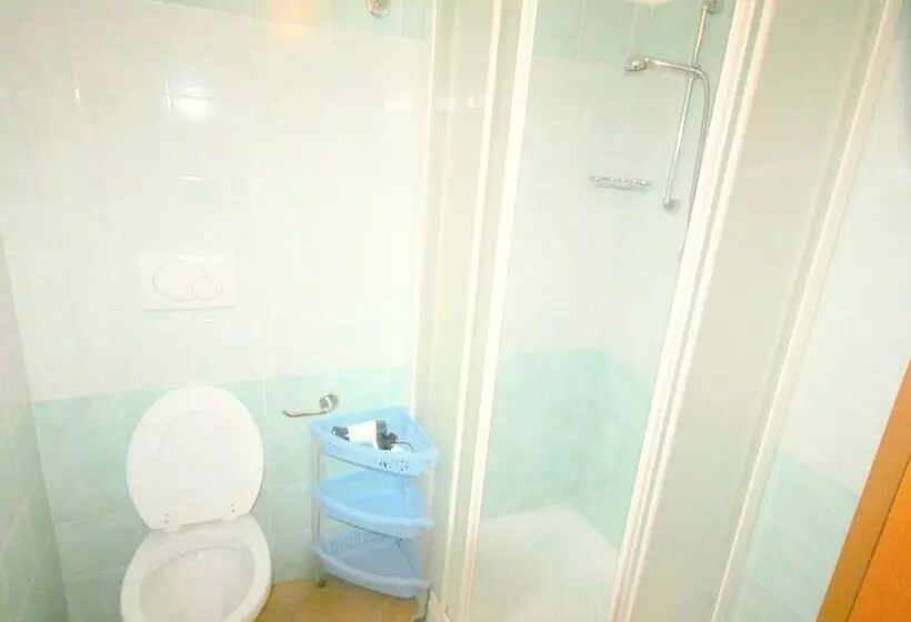 スタンダードスタジオ, Residence Algarve