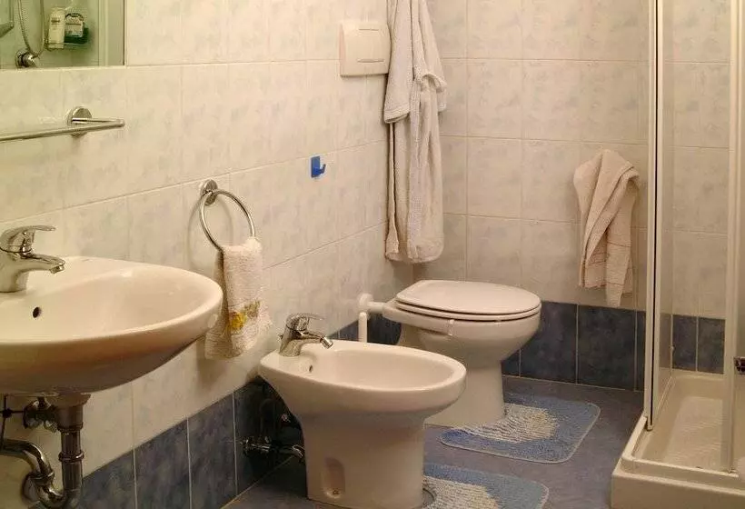スタンダードスタジオ, Residence Algarve