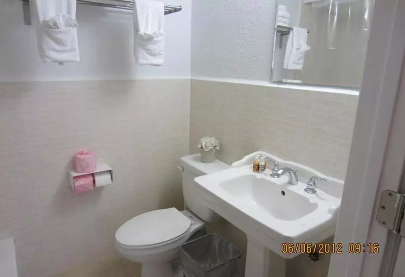 اتاق استاندارد با 2 تخت دوبل, Shalimar Motel