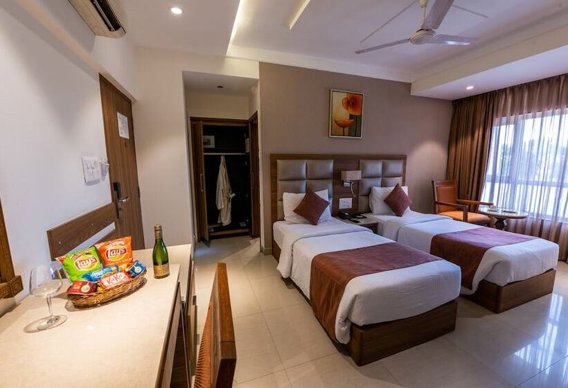 חדר אקזקיוטיב, Click Hotel Nashik