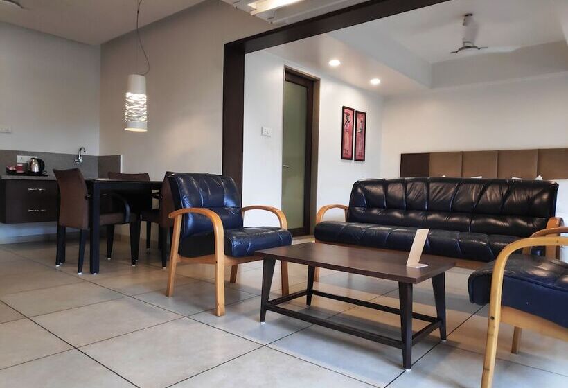 Suite, Budget Inn Bellevue