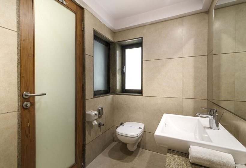 Chambre Supérieure, Budget Inn Bellevue