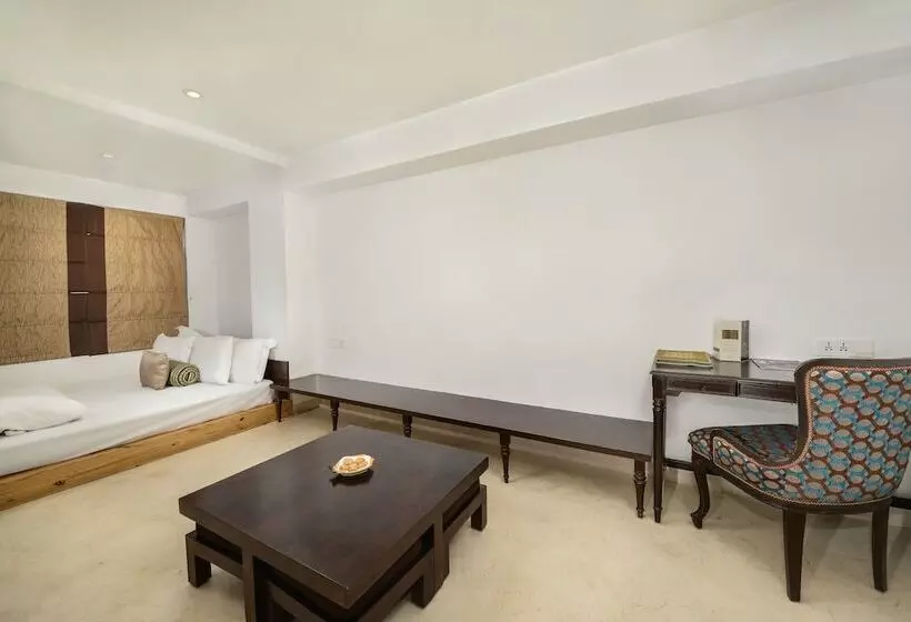 Suite Royale, Ellbee Ganga View