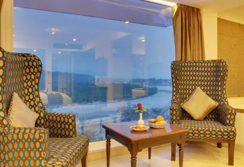 Suite Royale, Ellbee Ganga View