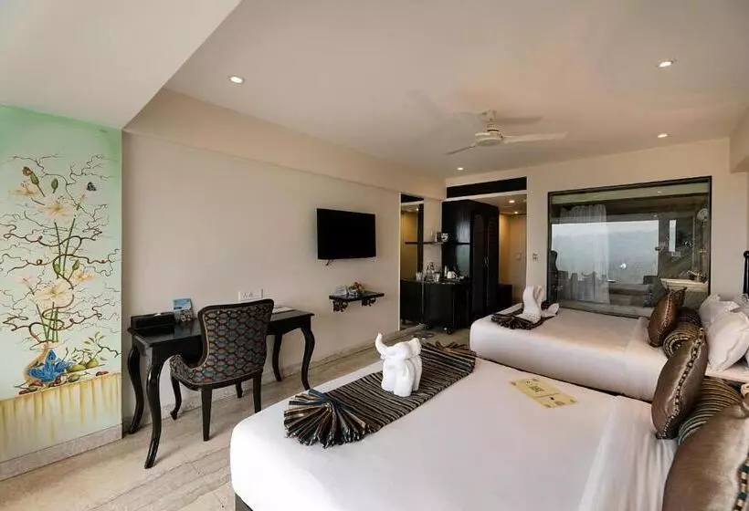 Suite Supérieure, Ellbee Ganga View