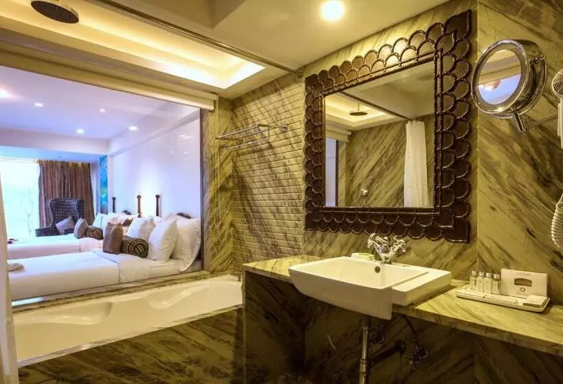Suite Supérieure, Ellbee Ganga View