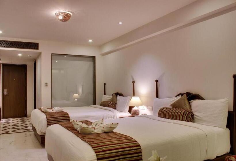 デラックススイート, Ellbee Ganga View