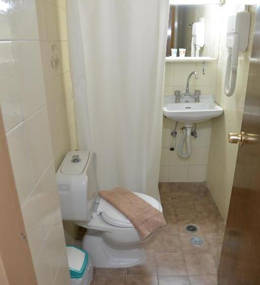 غرفة قياسية, Heleni Beach