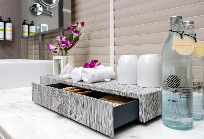 חדר דלוקס, Pullman Phuket Arcadia Naithon Beach