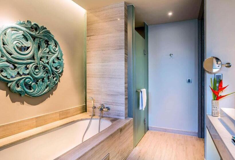 חדר דלוקס נוף לים, Pullman Phuket Arcadia Naithon Beach