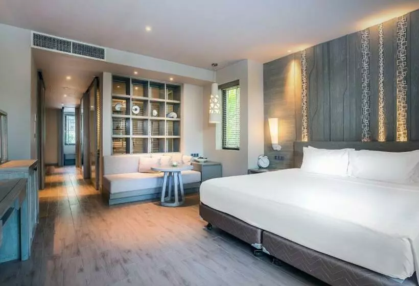 デラックスファミリールーム, Pullman Phuket Arcadia Naithon Beach