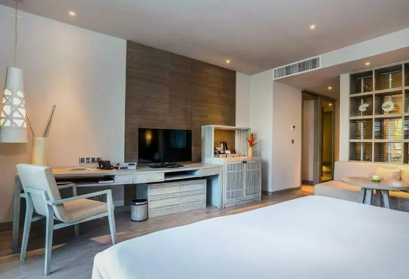 デラックスファミリールーム, Pullman Phuket Arcadia Naithon Beach