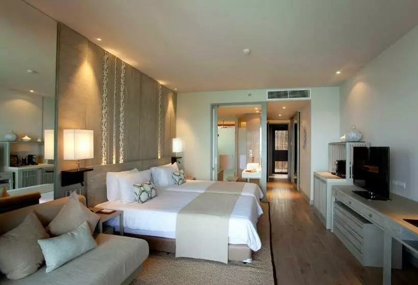 デラックスルーム, Pullman Phuket Arcadia Naithon Beach