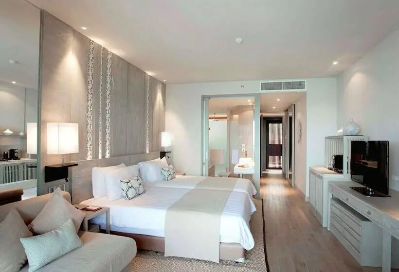 デラックスルーム, Pullman Phuket Arcadia Naithon Beach