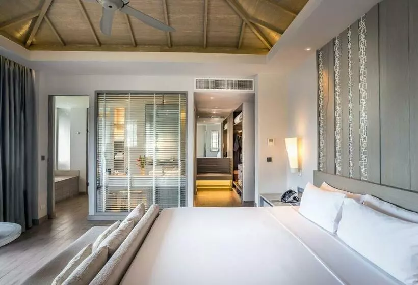 デラックストリプルルーム, Pullman Phuket Arcadia Naithon Beach