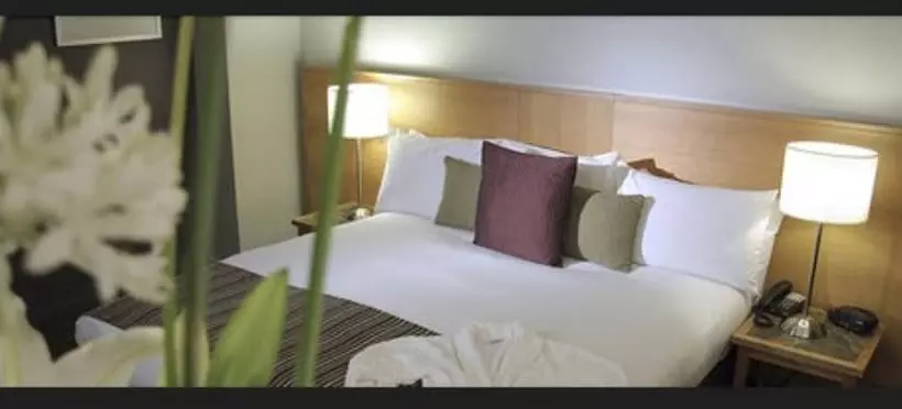 Executive-huone, Satkar Residency