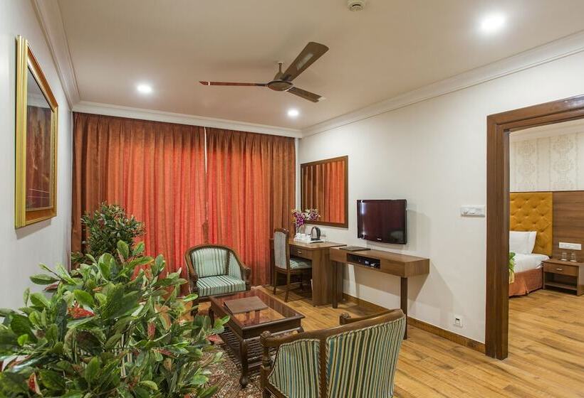 Люкс, The Grand Regency