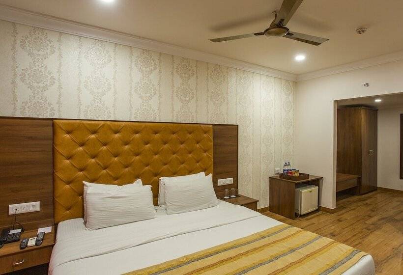 Люкс, The Grand Regency