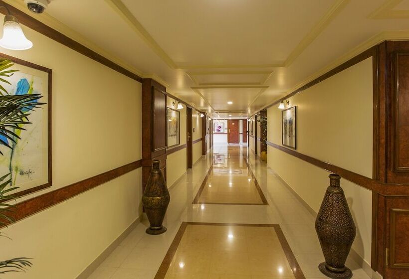이그제큐티브 룸, The Grand Regency